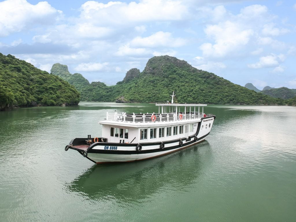 Luxury Cruise hotel resort Asia 37