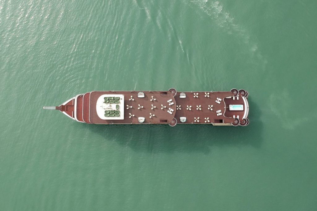 Luxury cruise hotel resort Asia 35